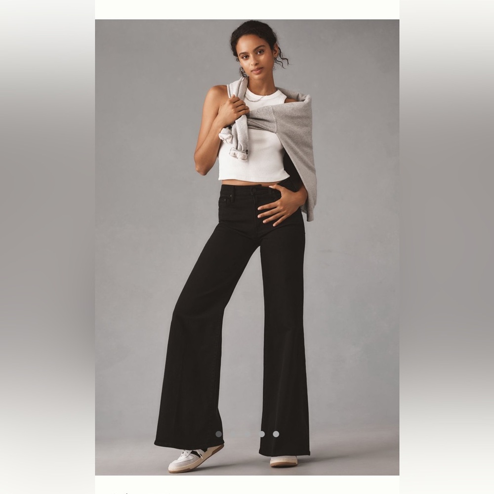 Mother Lil' Twister Sneak High-Rise Wide-Leg Jeans Color Black Size 29P